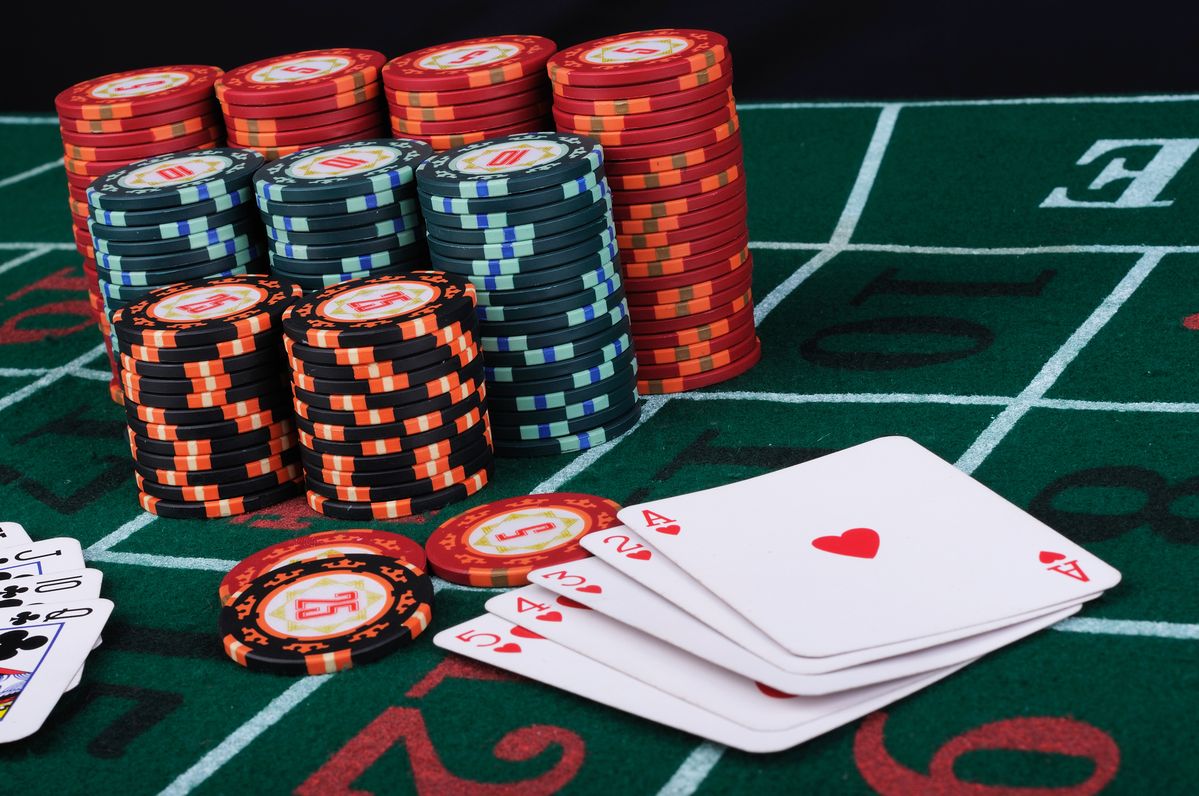 PK Casino Game کھلاڑیوں کے لیے لائیو کیسینو سیکشن